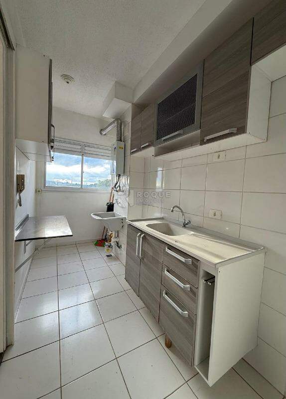 Apartamento para aluguel no bairro Vila Queiroz: Cozinha/Lavanderia