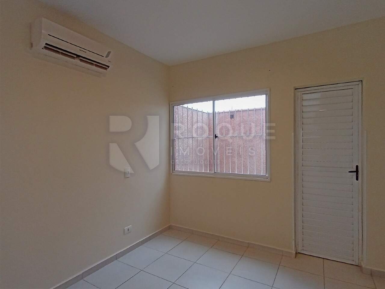 Kitnet para aluguel no bairro Jardim Cidade Universitária I: 