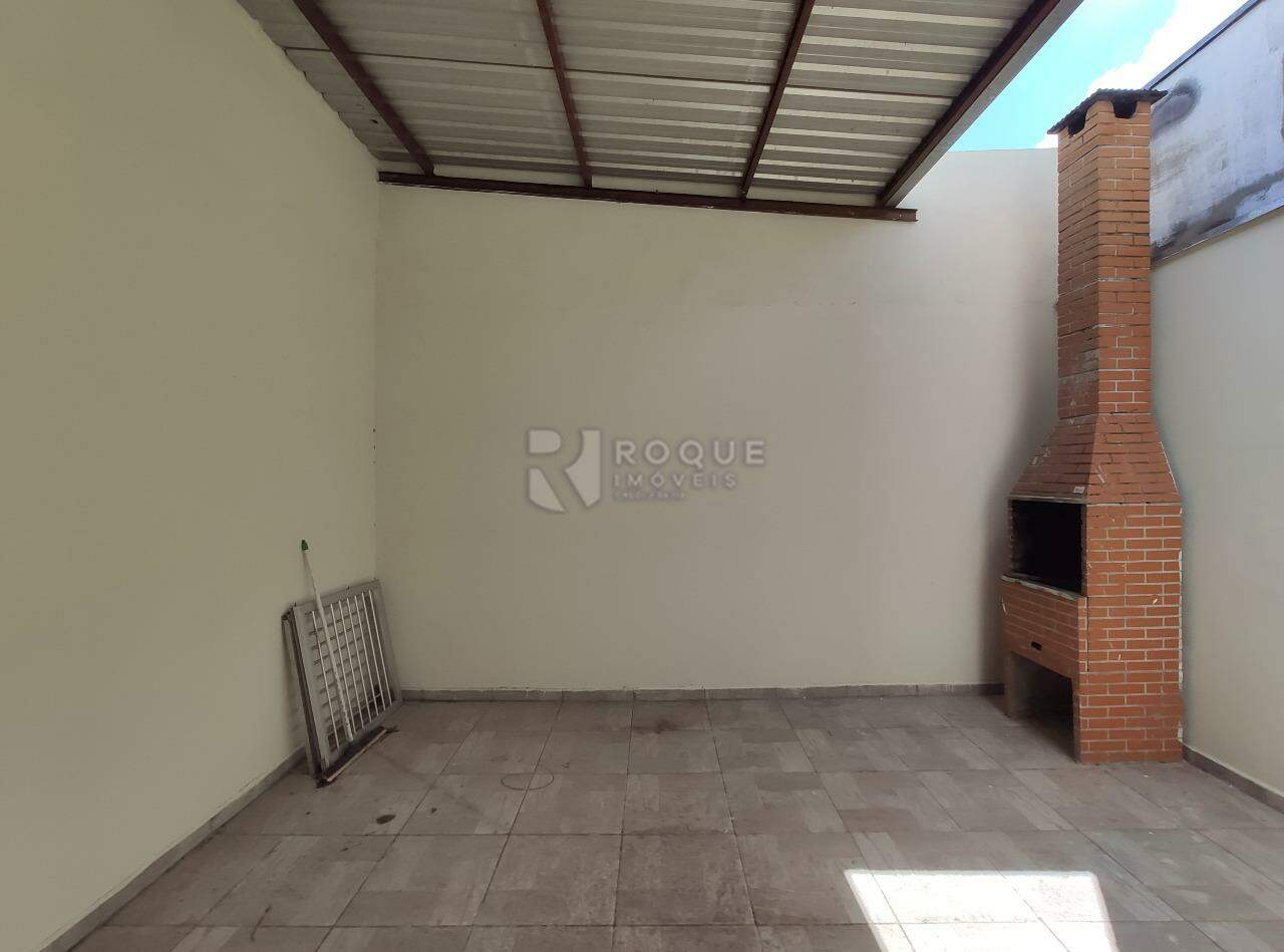 Casa Residencial para aluguel no bairro Jardim Manacá: Fundo / Churrasqueira 