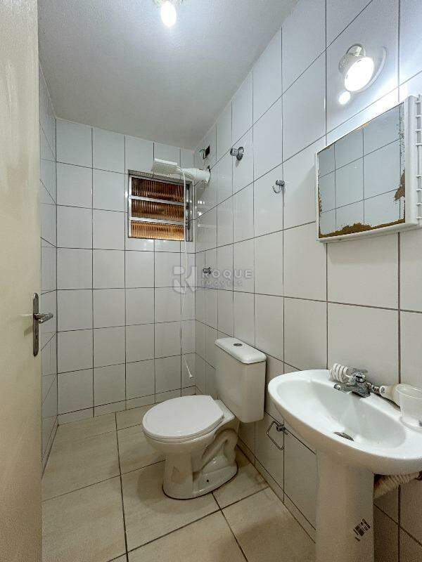 Kitnet para aluguel no bairro Jardim Morro Azul: WC Social
