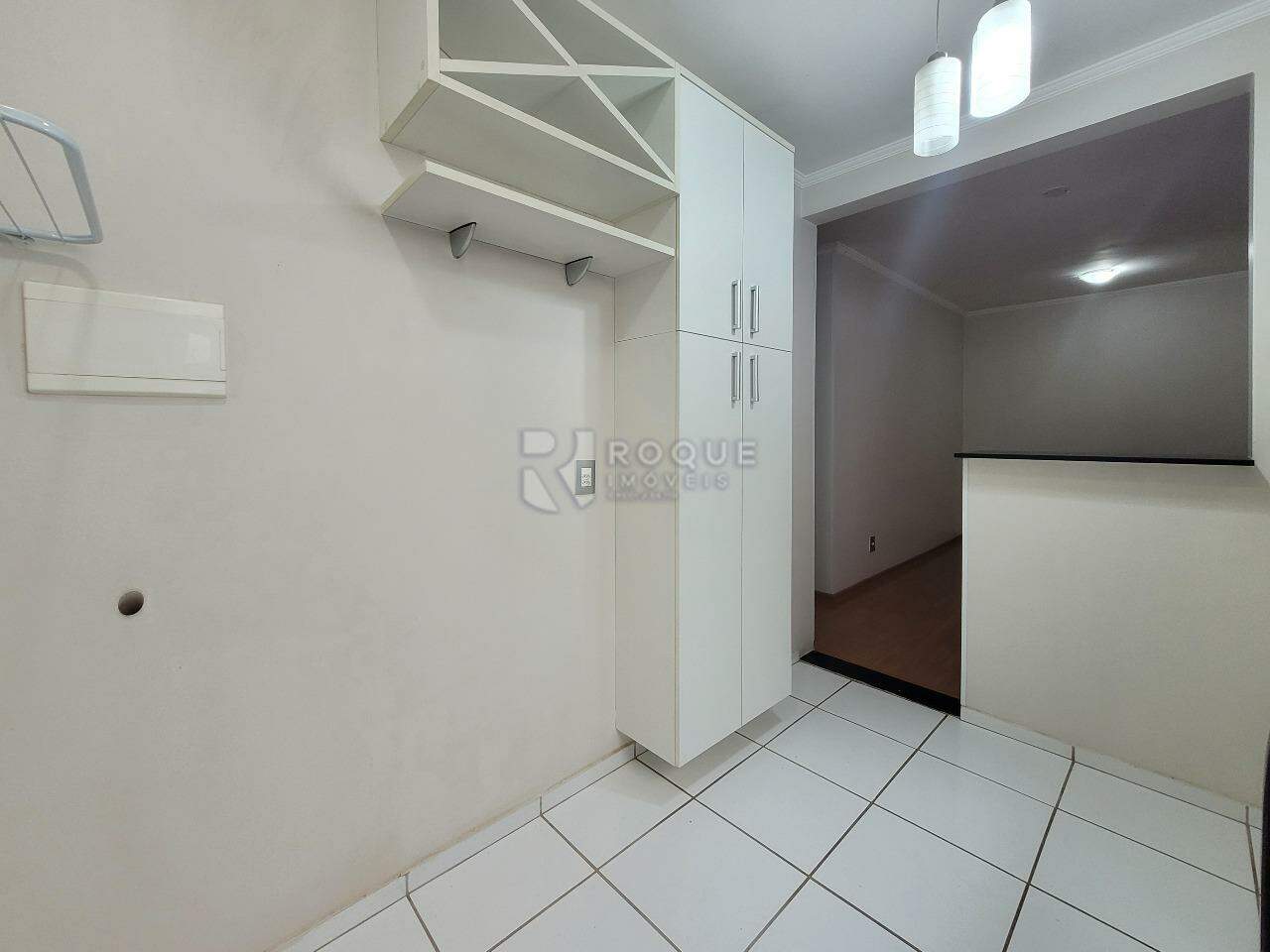 Apartamento para aluguel no bairro Vila Queiroz: Cozinha