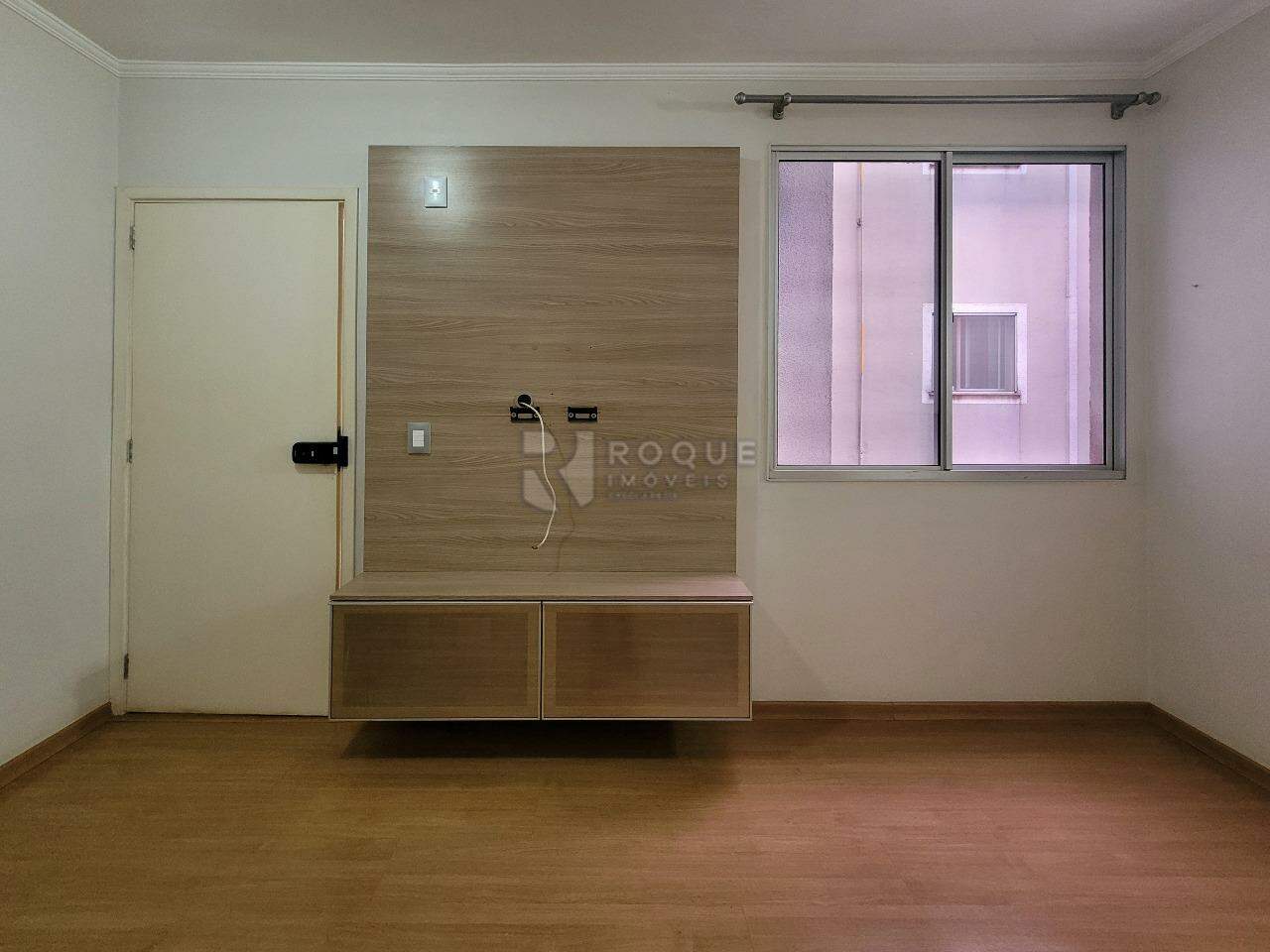 Apartamento para aluguel no bairro Vila Queiroz: Sala