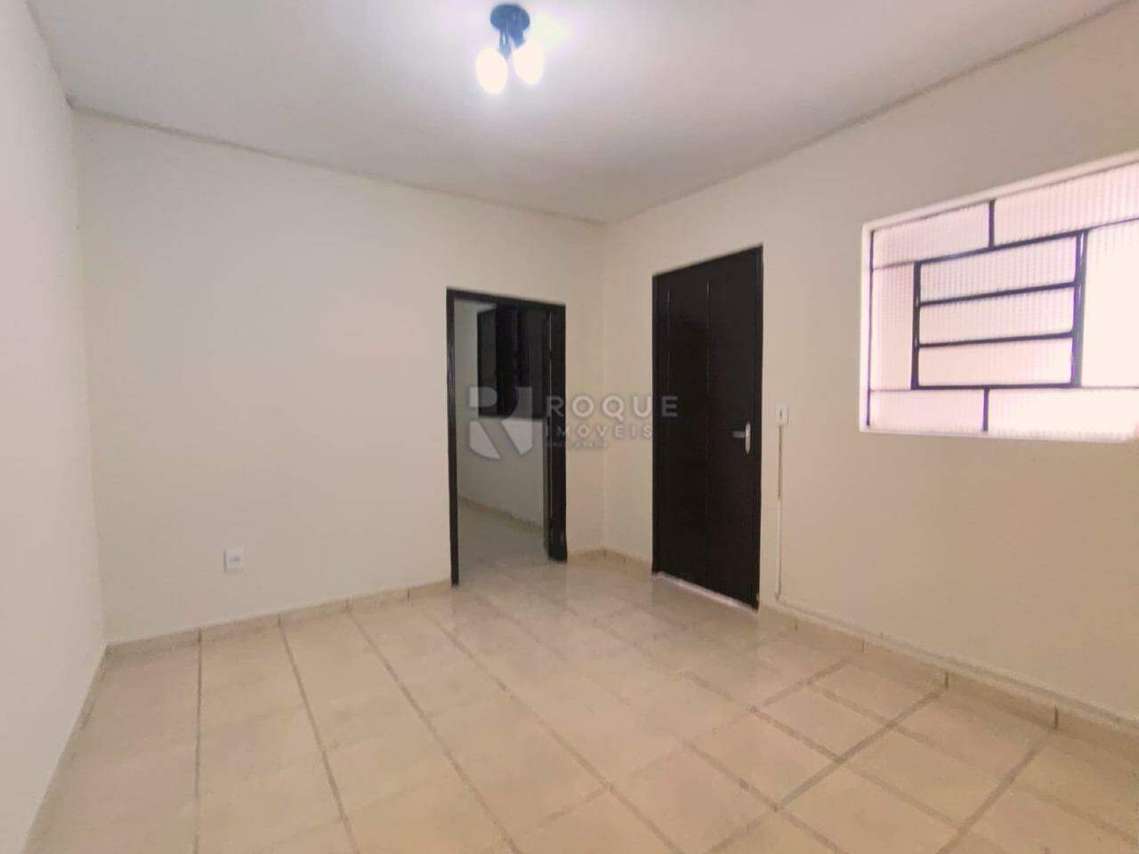 Casa Residencial para aluguel no bairro Vila Queiroz: Sala