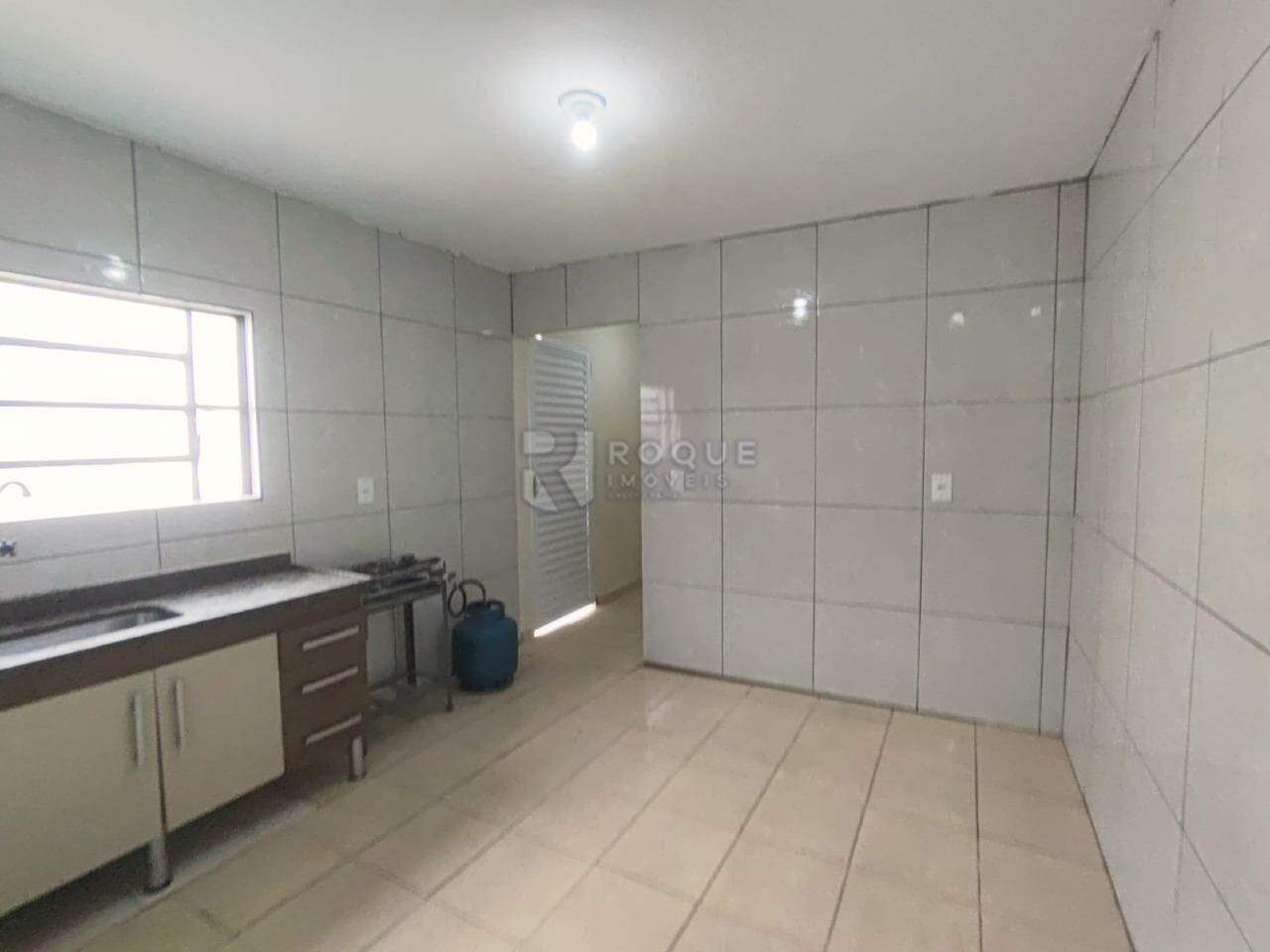 Casa Residencial para aluguel no bairro Vila Queiroz: Cozinha