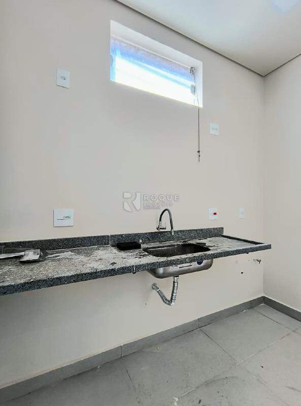 Salão para aluguel no bairro Vila Cristovam: Cozinha 