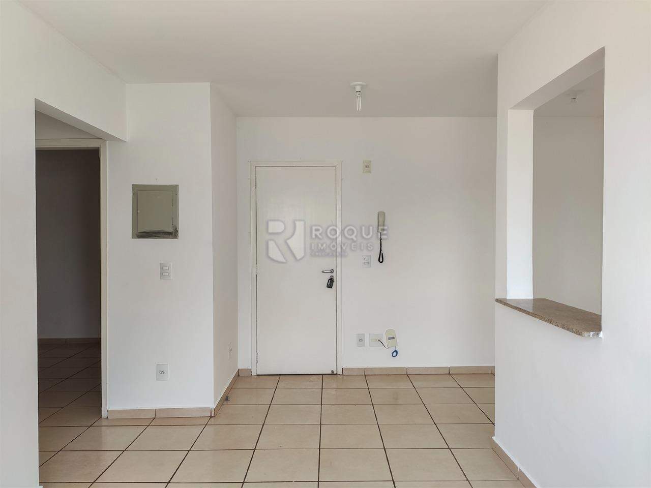 Apartamento para aluguel no bairro Chácaras Antonieta: Sala 