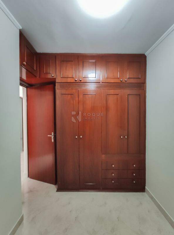 Apartamento para aluguel no bairro Vila Conceição: Dormitório 3