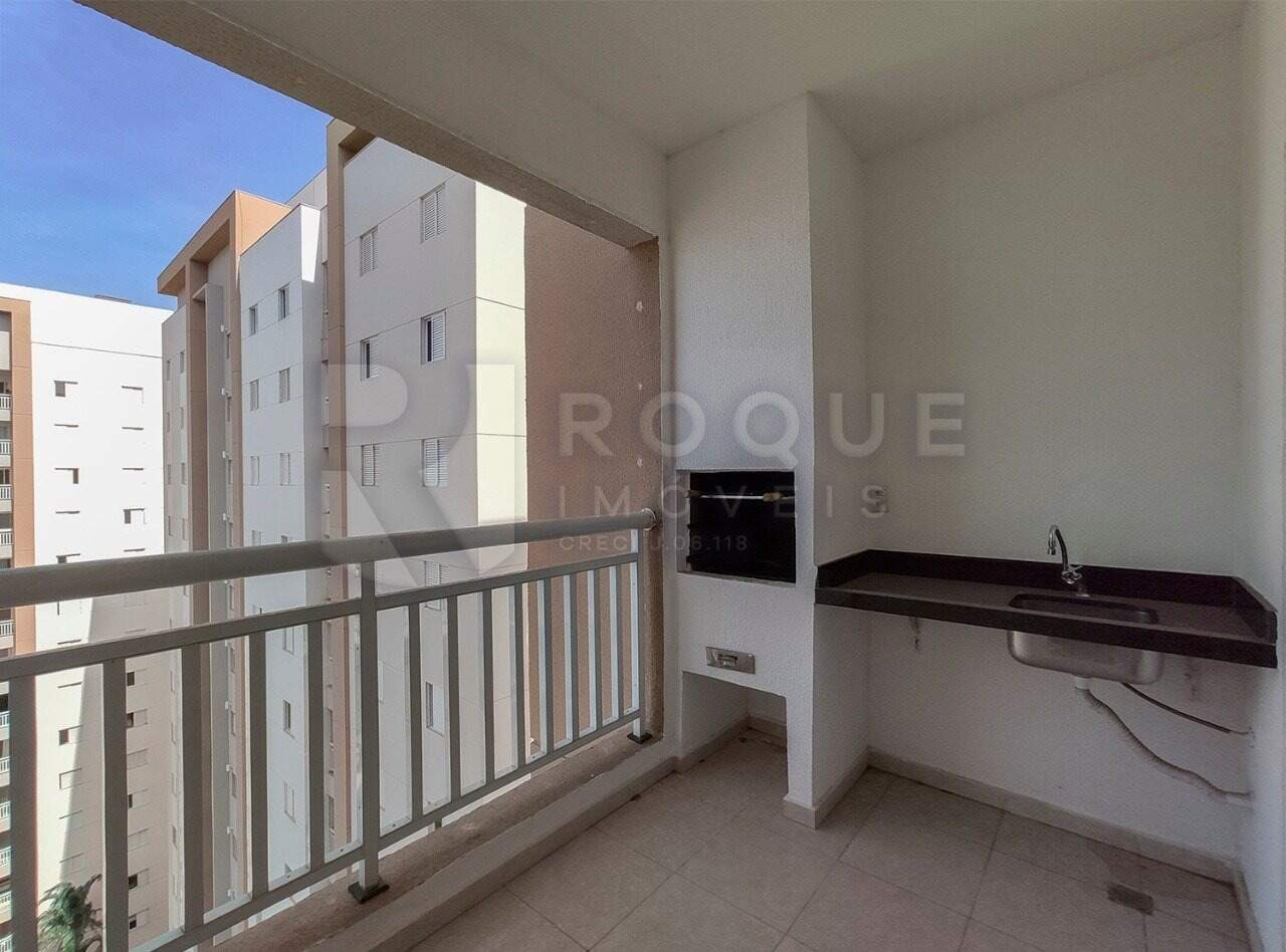 Apartamento para aluguel no bairro Desmembramento Oscar Antonio Breda: Sacada