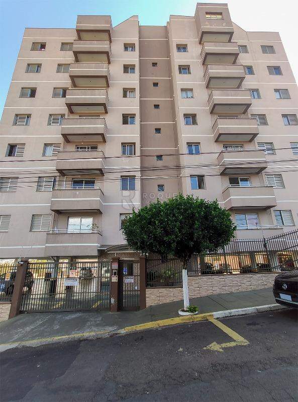 Apartamento para aluguel no bairro Vila Camargo: