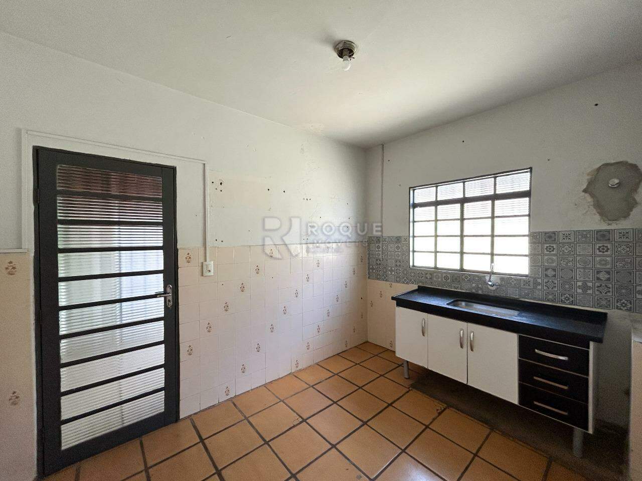 Casa Residencial para aluguel no bairro Vila Teixeira Marques: Cozinha 