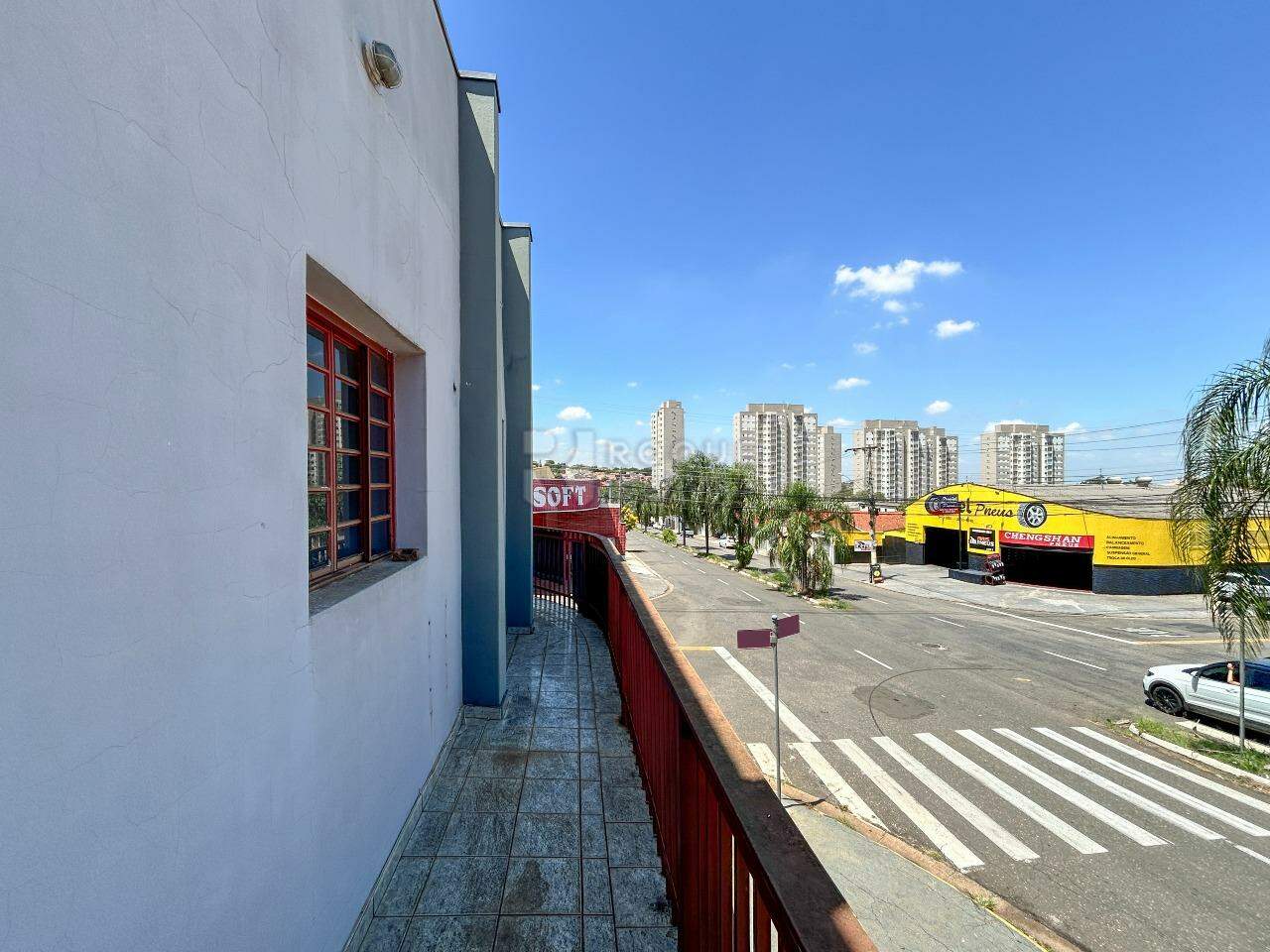 Barracão/Galpão para aluguel no bairro Jardim Esmeralda: Sacada 