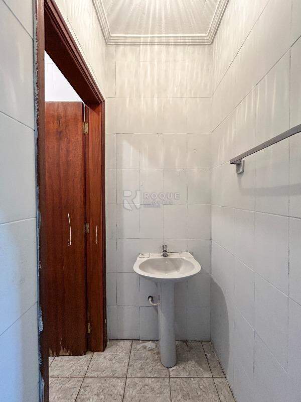 Barracão/Galpão para aluguel no bairro Jardim Esmeralda: Lavabo 1