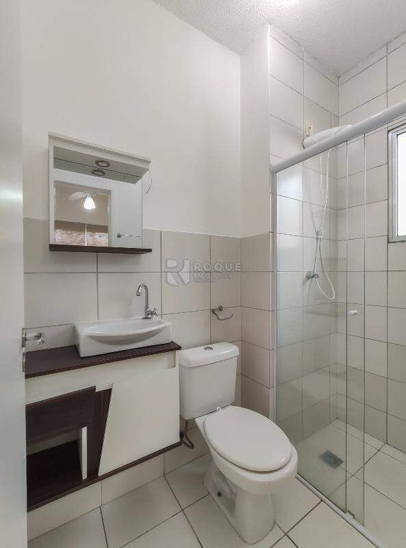 Apartamento para aluguel no bairro Jardim Parque Novo Mundo: WC suíte 