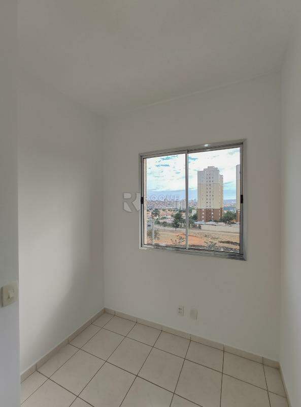 Apartamento para aluguel no bairro Jardim Parque Novo Mundo: Dormitório 1