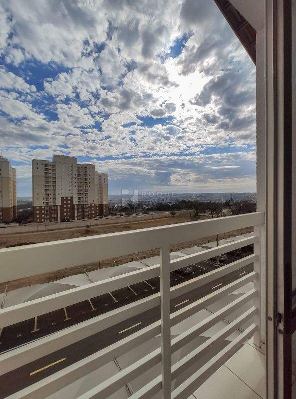 Apartamento para aluguel no bairro Jardim Parque Novo Mundo: Sacada 