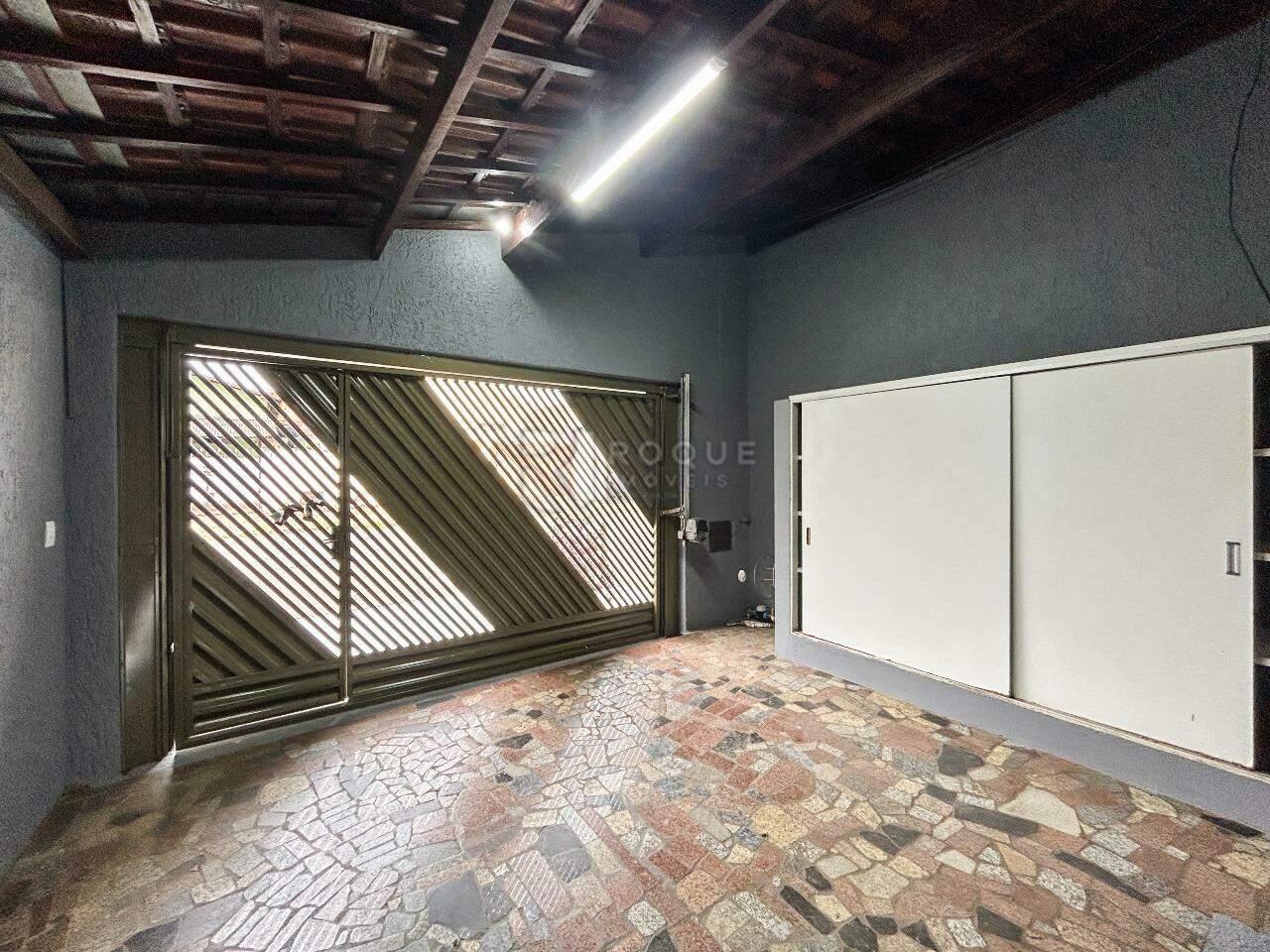 Casa Residencial para aluguel no bairro Jardim Nova Europa: Garagem