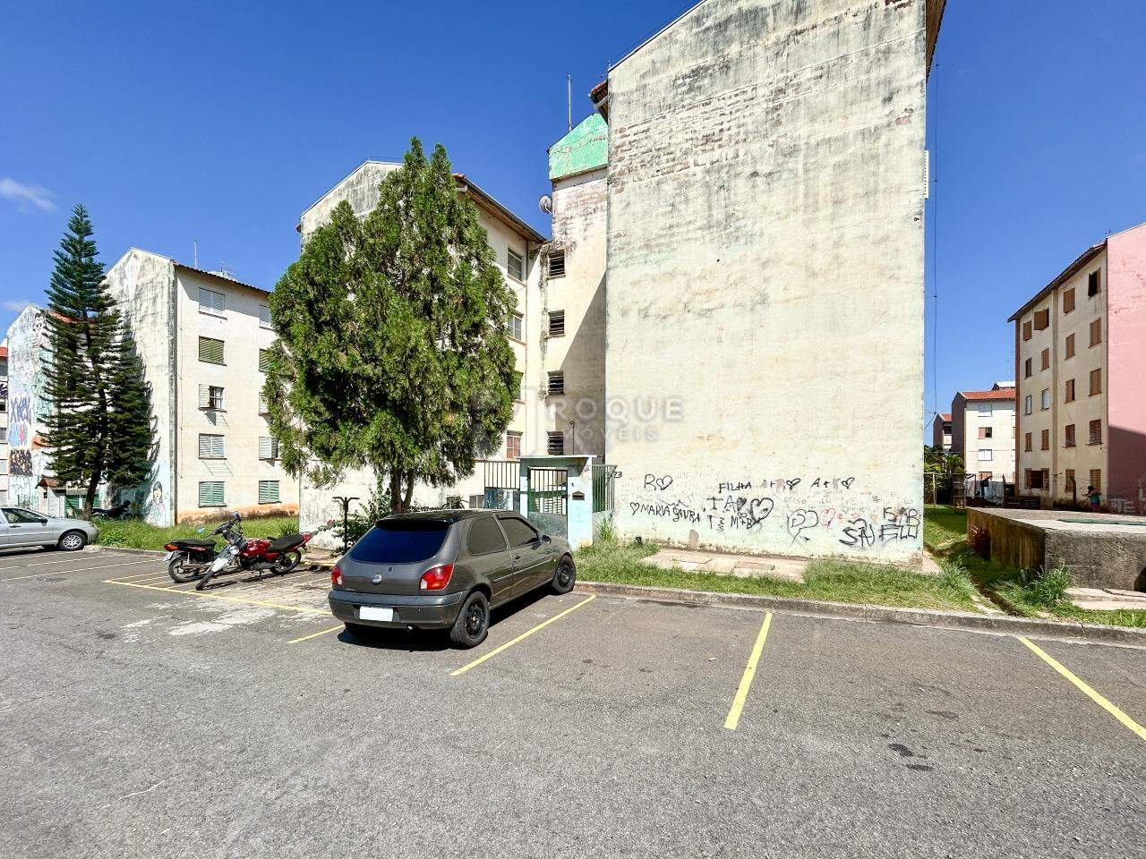 Apartamento para aluguel no bairro Jardim Olga Veroni: Fachada 