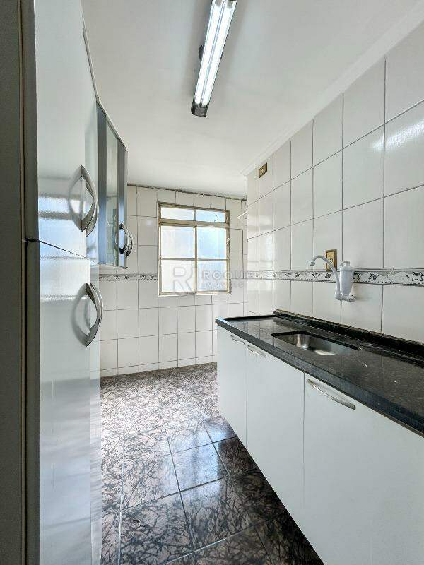 Apartamento para aluguel no bairro Jardim Olga Veroni: Cozinha
