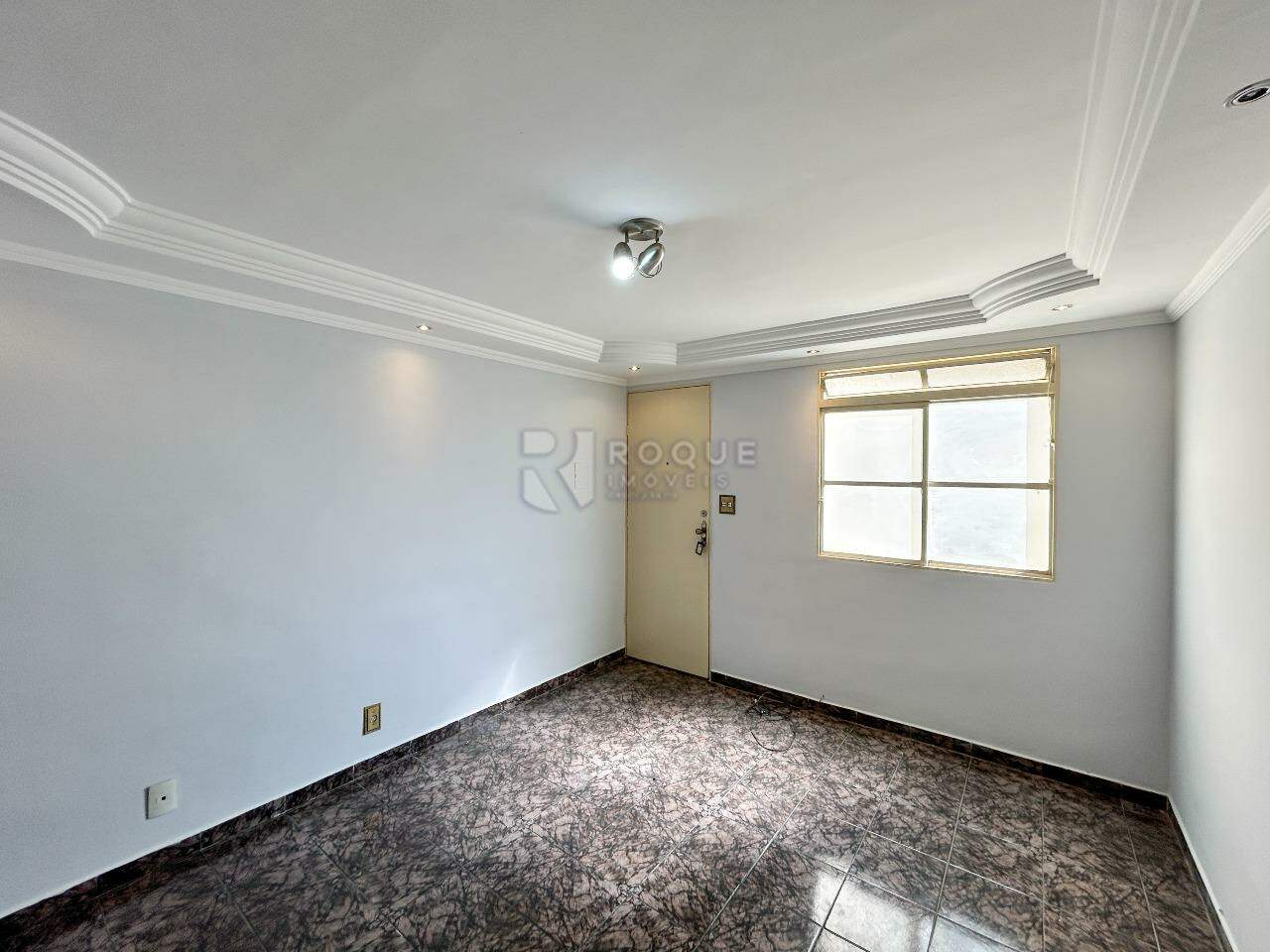 Apartamento para aluguel no bairro Jardim Olga Veroni: Sala 