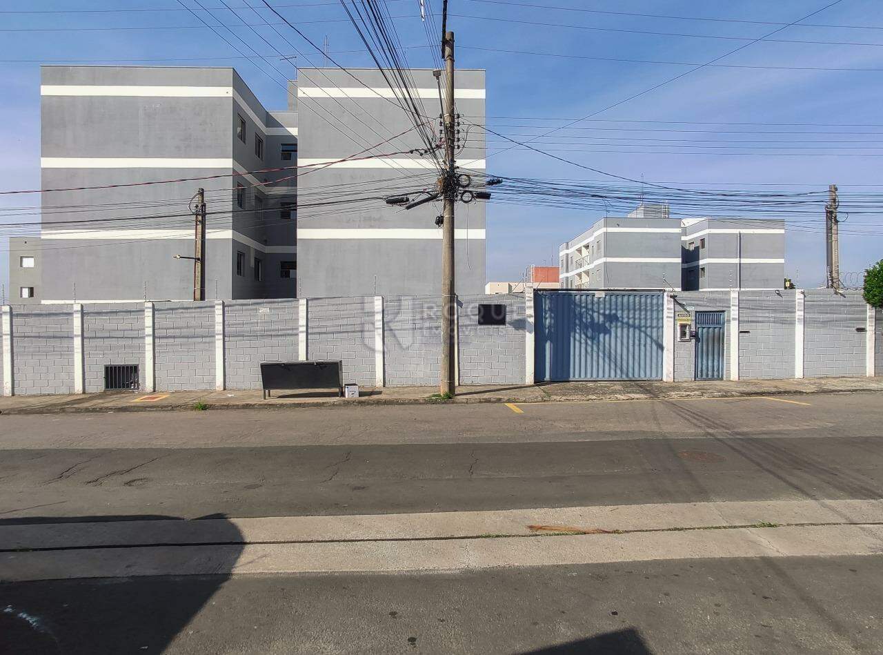 Apartamento para aluguel no bairro Chácaras Antonieta: Fachada 