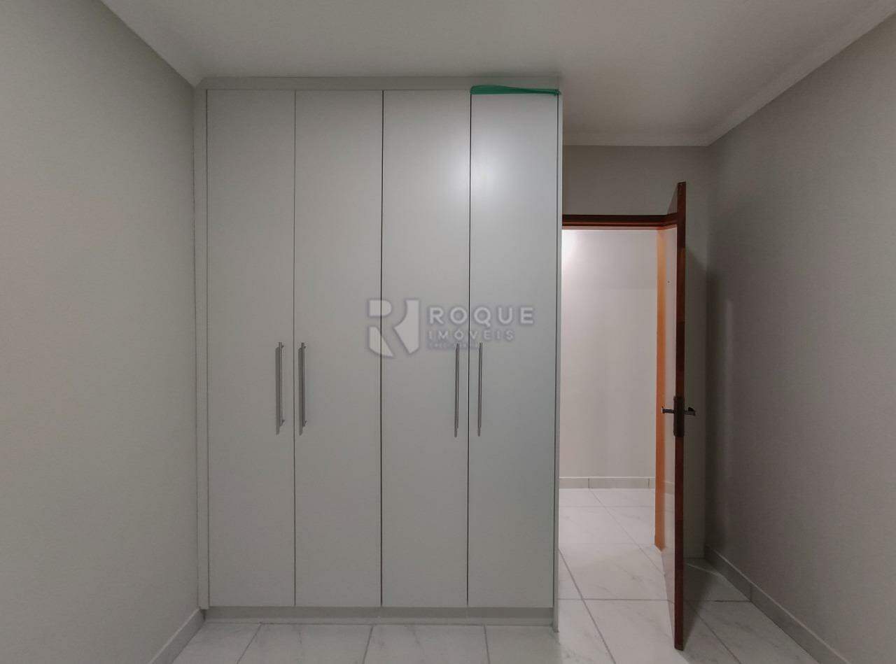 Apartamento para aluguel no bairro Chácaras Antonieta: Dormitório 2