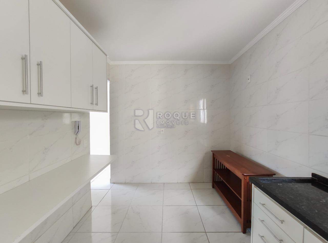 Apartamento para aluguel no bairro Chácaras Antonieta: Cozinha