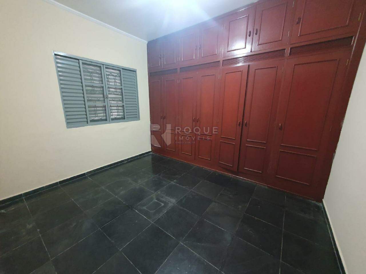 Casa Residencial para aluguel no bairro Parque Real: Dormitório 3