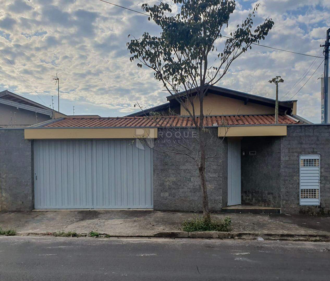 Casa Residencial para aluguel no bairro Parque Real: Fachada 