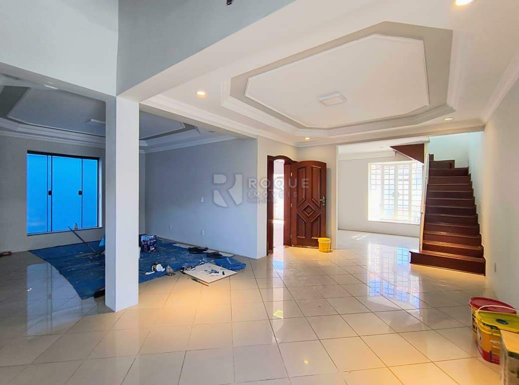 Casa em condomínio para aluguel no bairro Parque Egisto Ragazzo: Sala