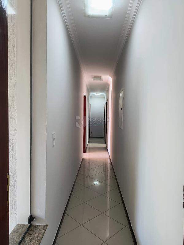 Casa em condomínio para aluguel no bairro Parque Egisto Ragazzo: Hall