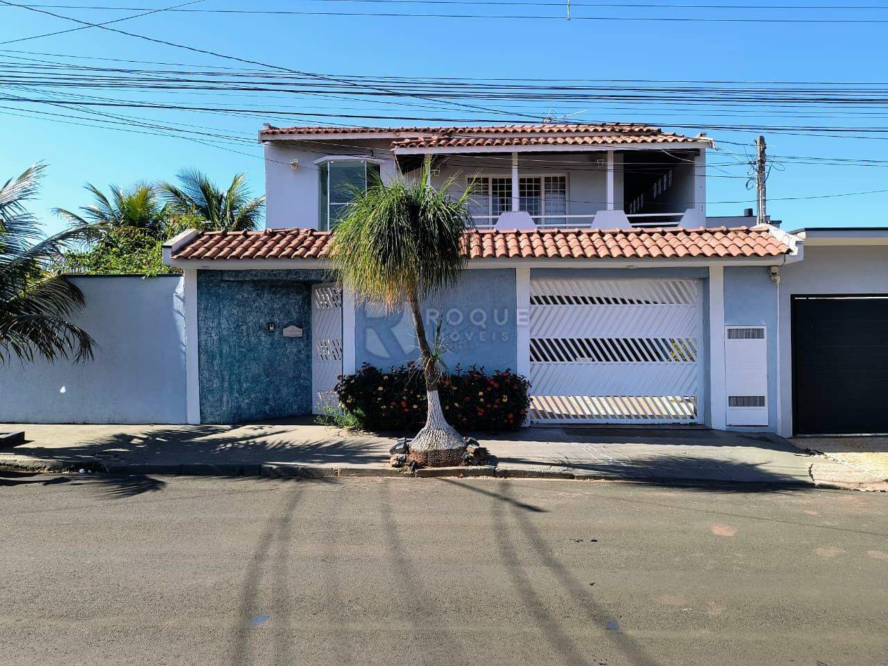 Casa em condomínio para aluguel no bairro Parque Egisto Ragazzo: Fachada