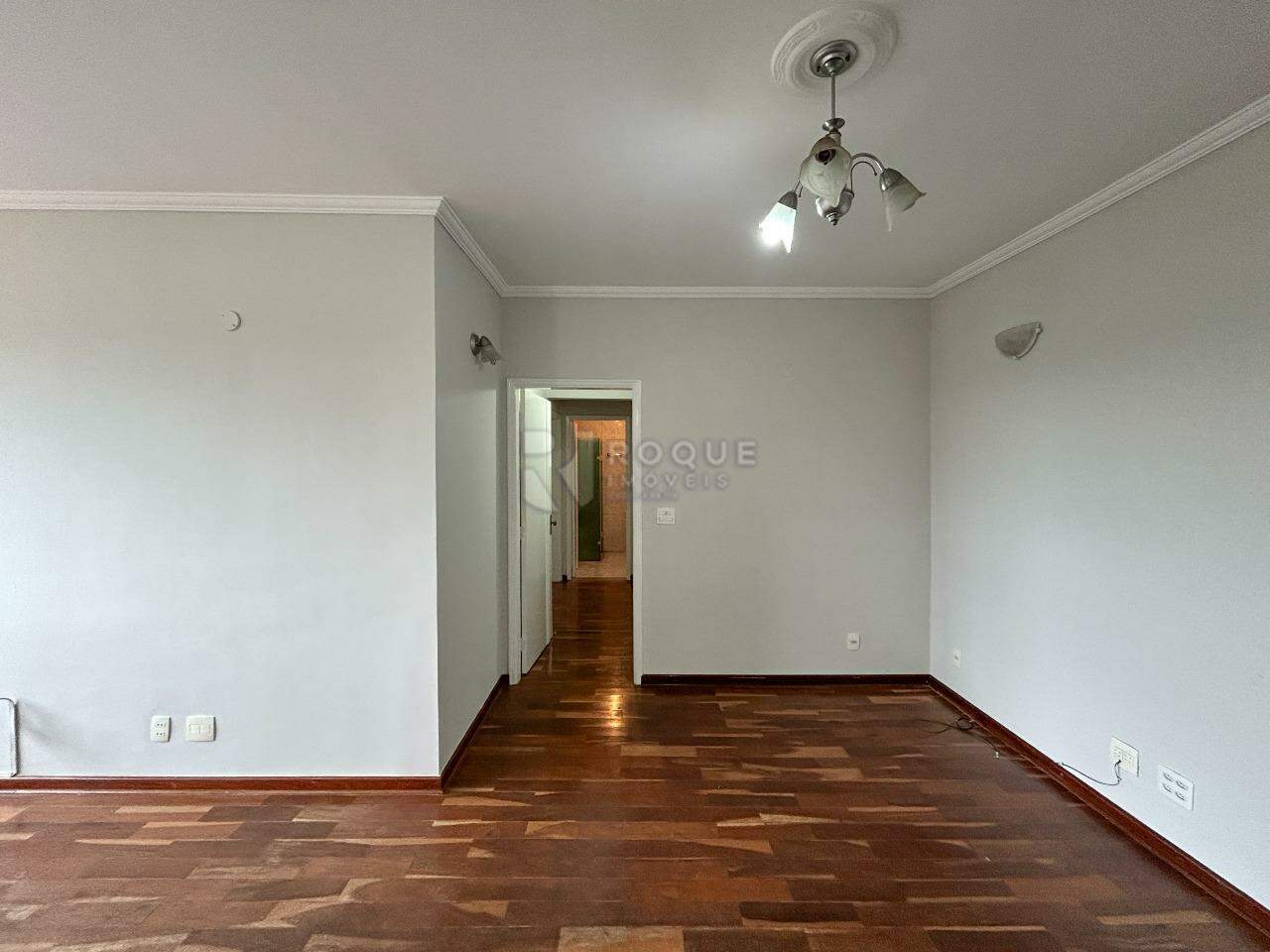 Apartamento para aluguel no bairro Centro: Sala