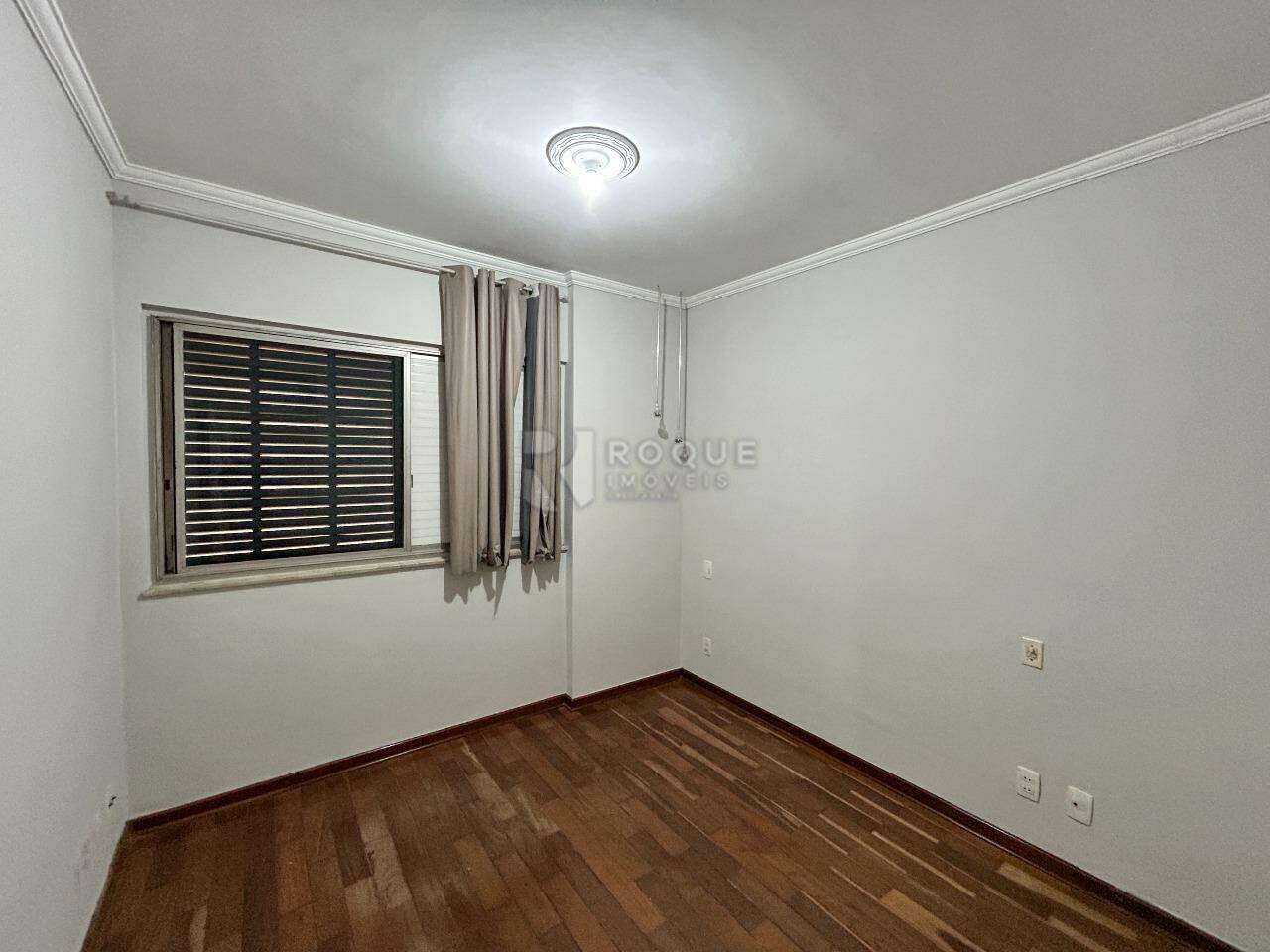 Apartamento para aluguel no bairro Centro: Dormitório 2