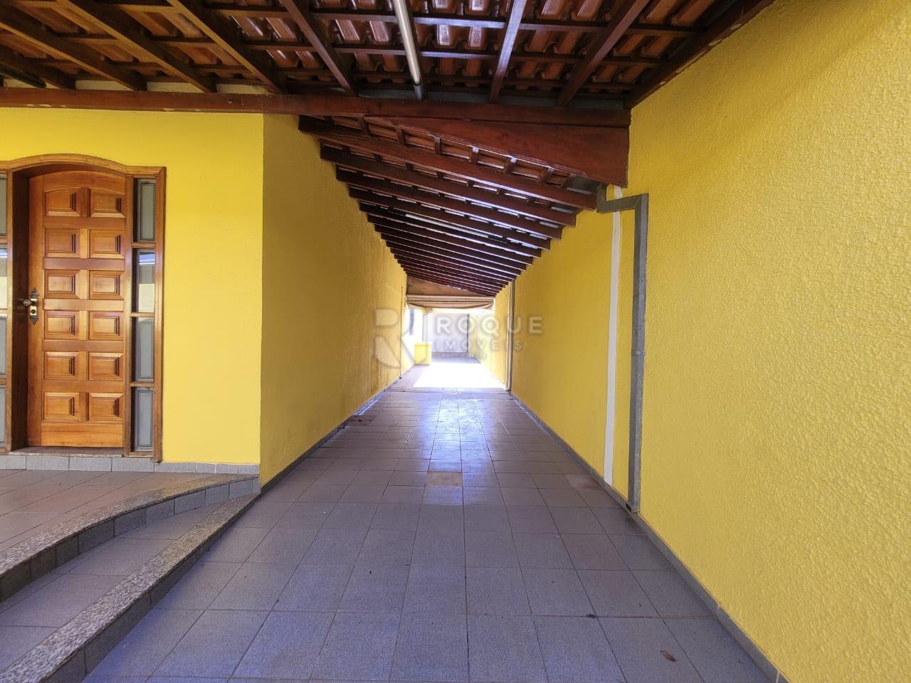 Casa Residencial para aluguel no bairro Jardim Santo André: Garagem