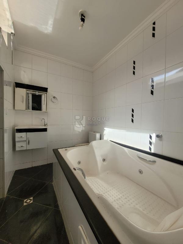 Casa Residencial para aluguel no bairro Jardim Santo André: WC suíte