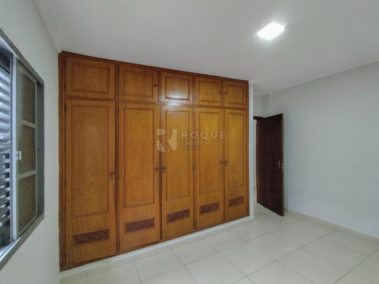 Casa Residencial para aluguel no bairro Jardim Nova Suiça: Dormitório 1