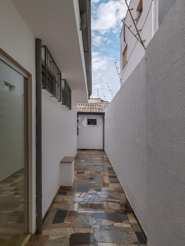Casa Residencial para aluguel no bairro Jardim Nova Suiça: Corredor 