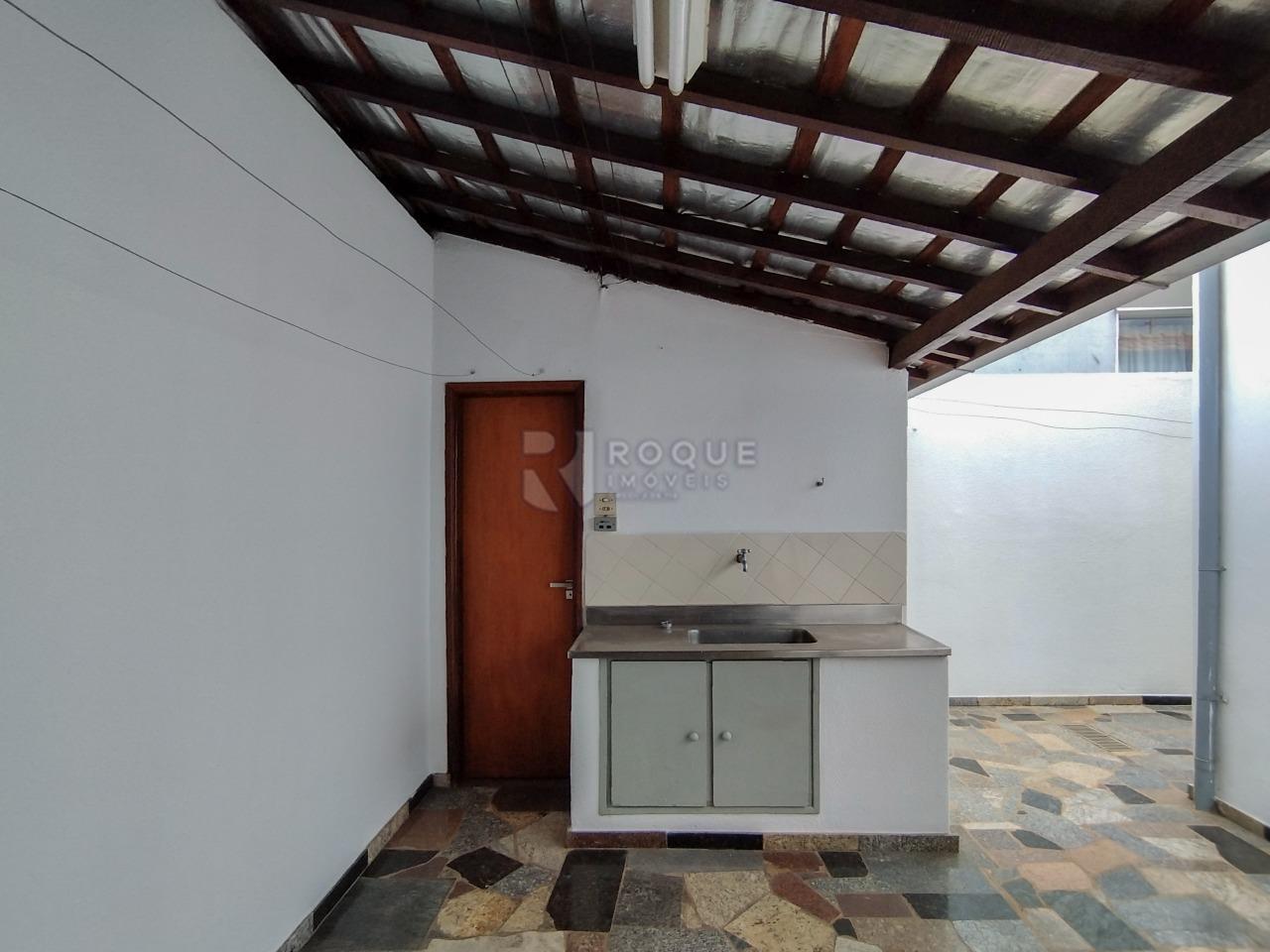 Casa Residencial para aluguel no bairro Jardim Nova Suiça: Rancho 