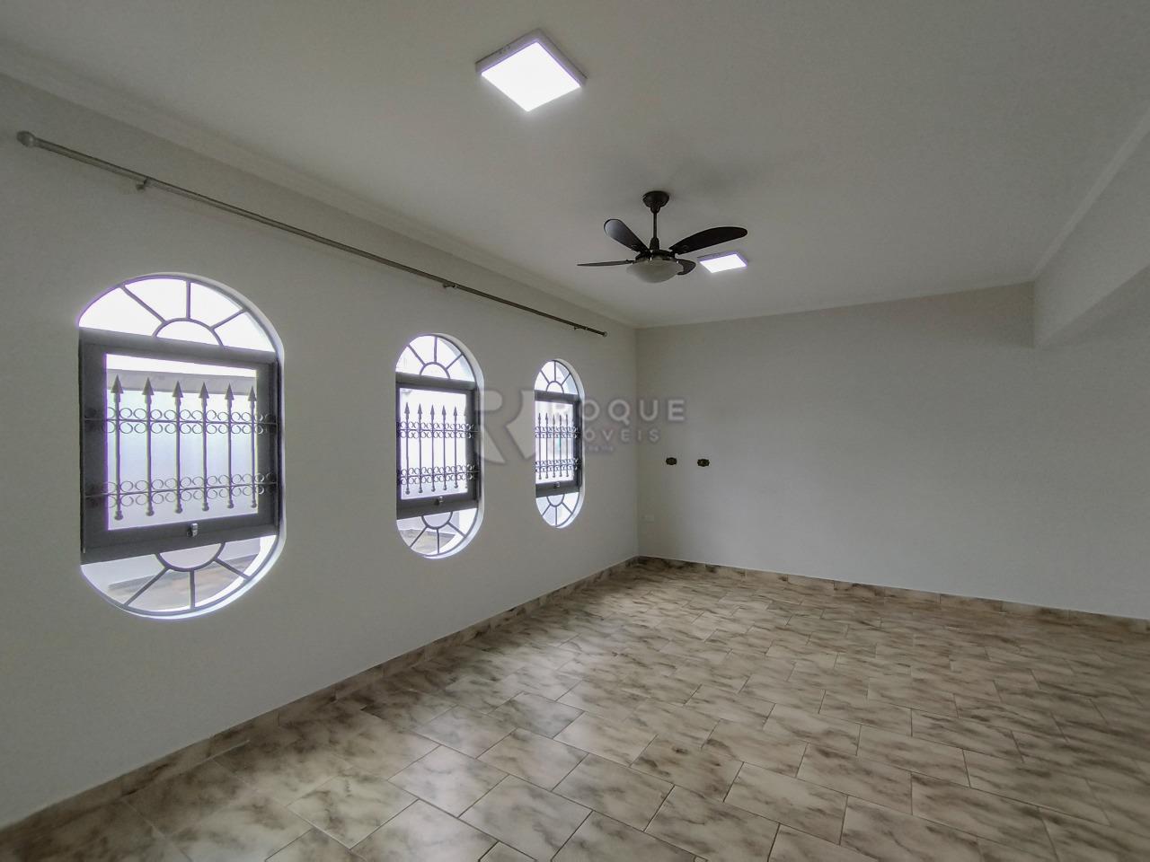 Casa Residencial para aluguel no bairro Jardim Nova Suiça: Sala 