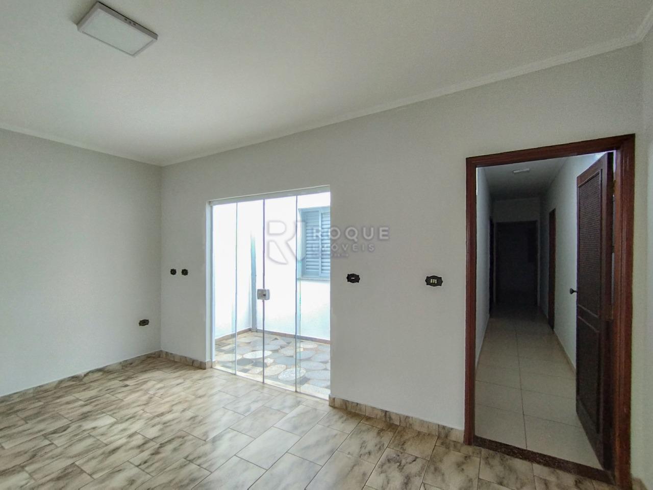 Casa Residencial para aluguel no bairro Jardim Nova Suiça: Sala