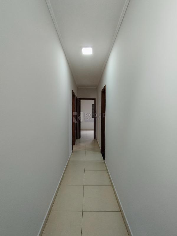 Casa Residencial para aluguel no bairro Jardim Nova Suiça: Hall