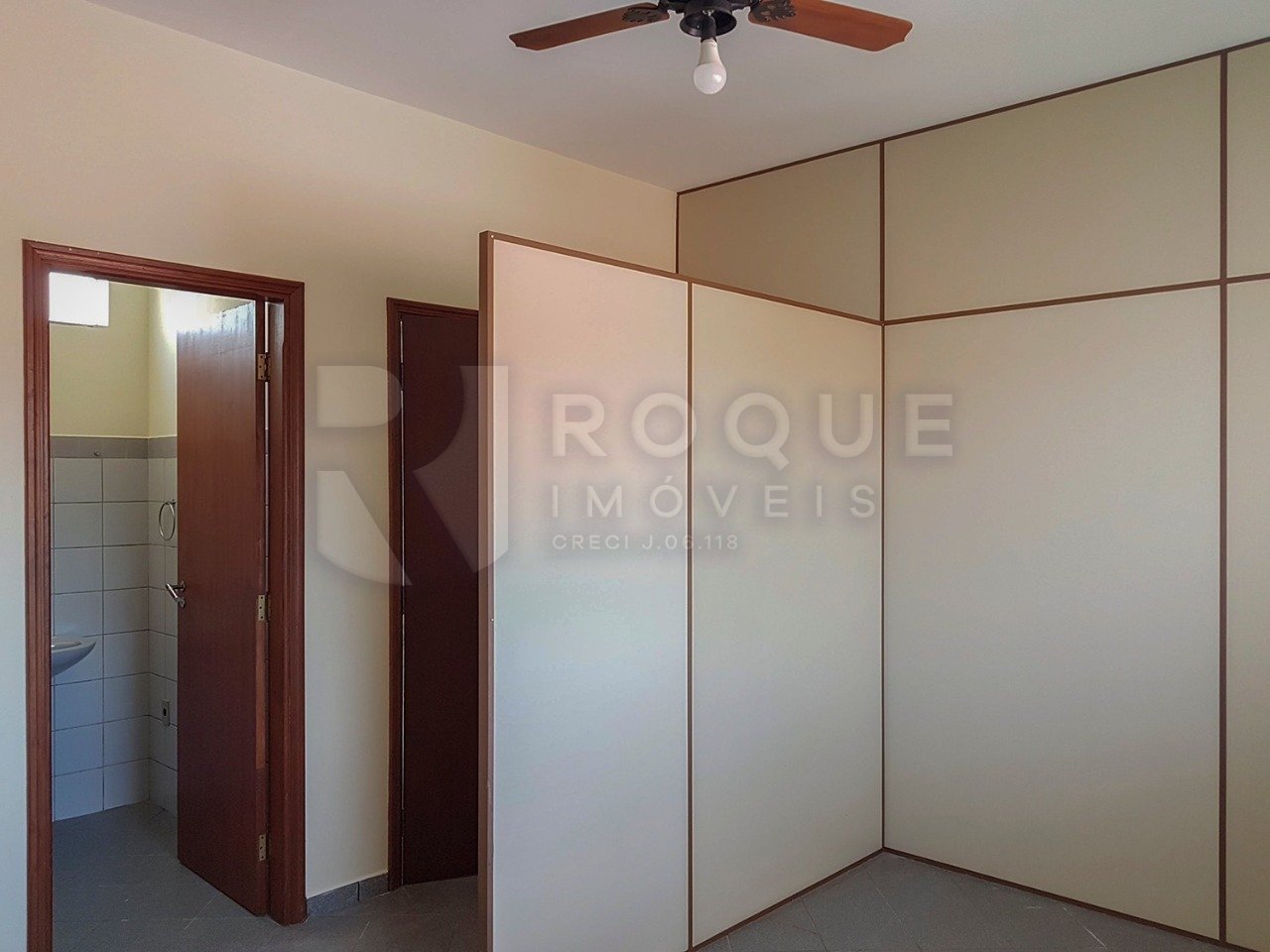 Salas/Conjuntos para aluguel no bairro Centro: Sala 2