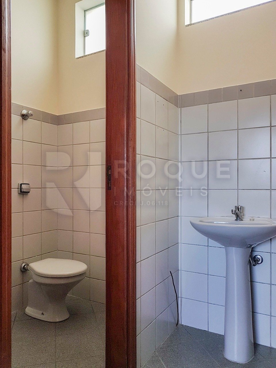 Salas/Conjuntos para aluguel no bairro Centro: Lavabo/WC