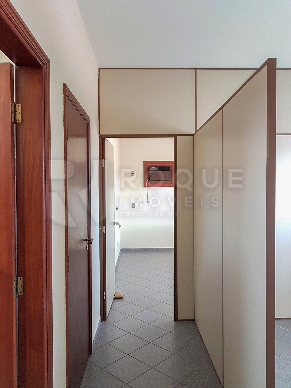 Salas/Conjuntos para aluguel no bairro Centro: Hall das salas