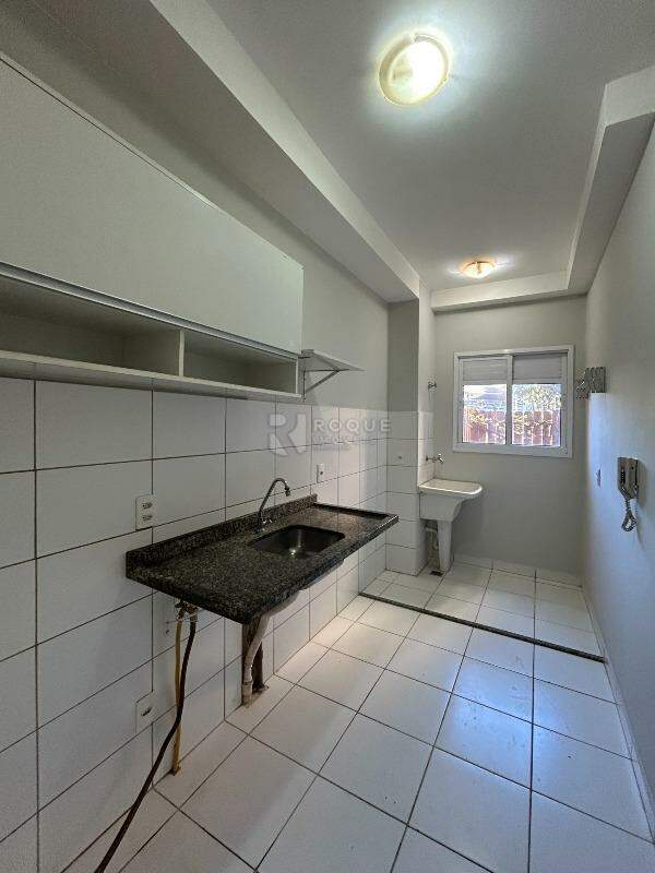 Apartamento para aluguel no bairro Jardim Parque Novo Mundo: Cozinha