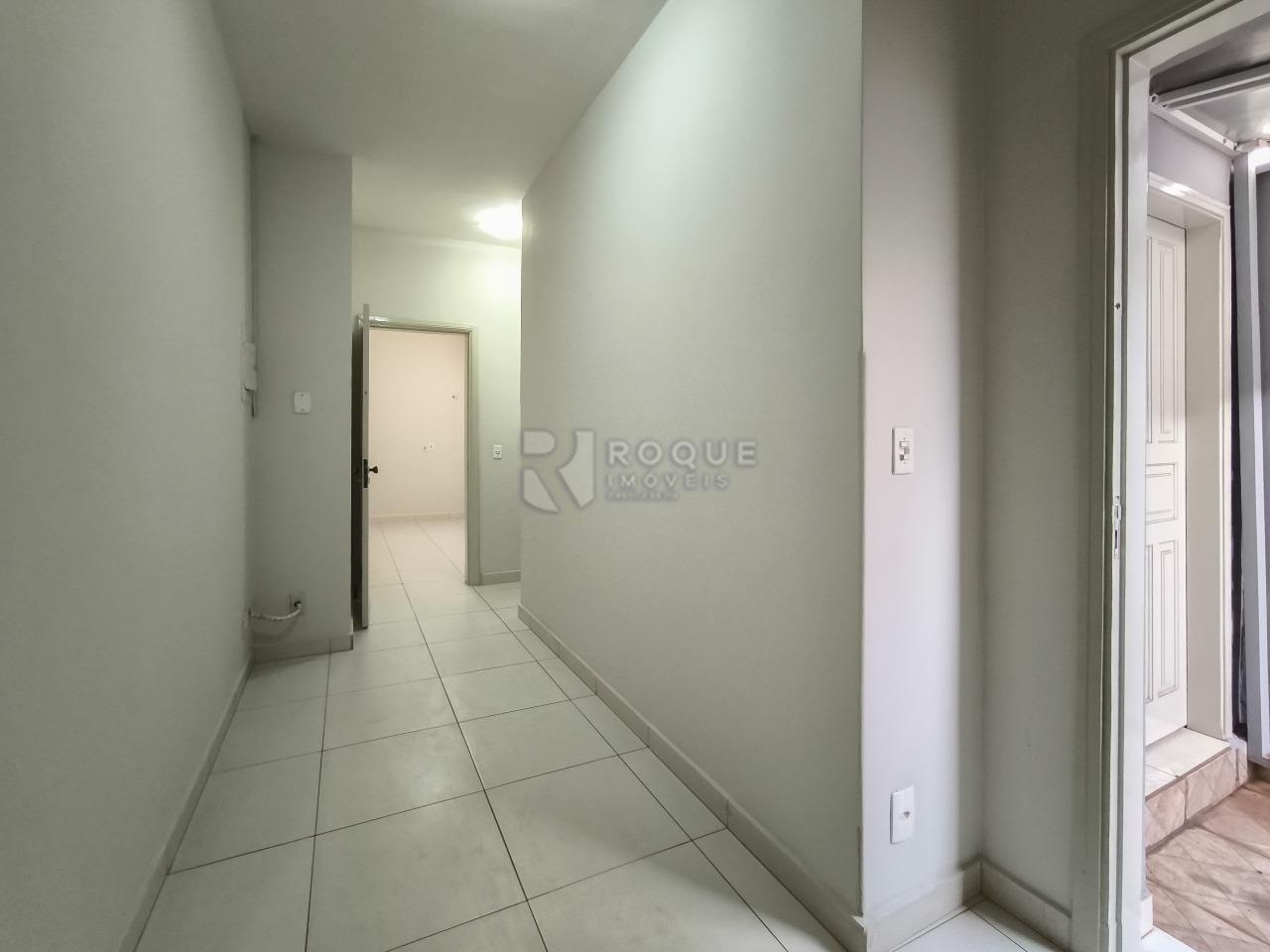 Casa Comercial para aluguel no bairro Vila Claudia: Área de circulação