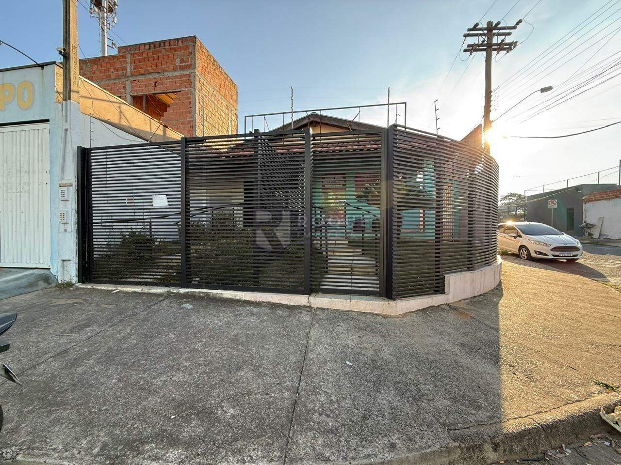Salas/Conjuntos para aluguel no bairro Parque Residencial Santa Eulália: Fachada