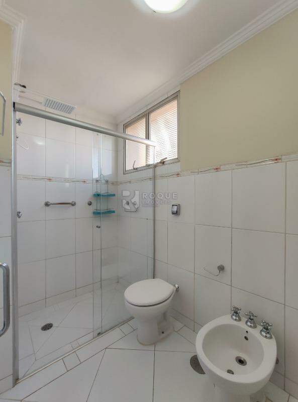 Apartamento para aluguel no bairro Centro: WC suíte 