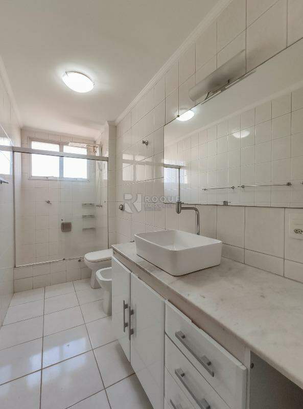 Apartamento para aluguel no bairro Centro: WC social 