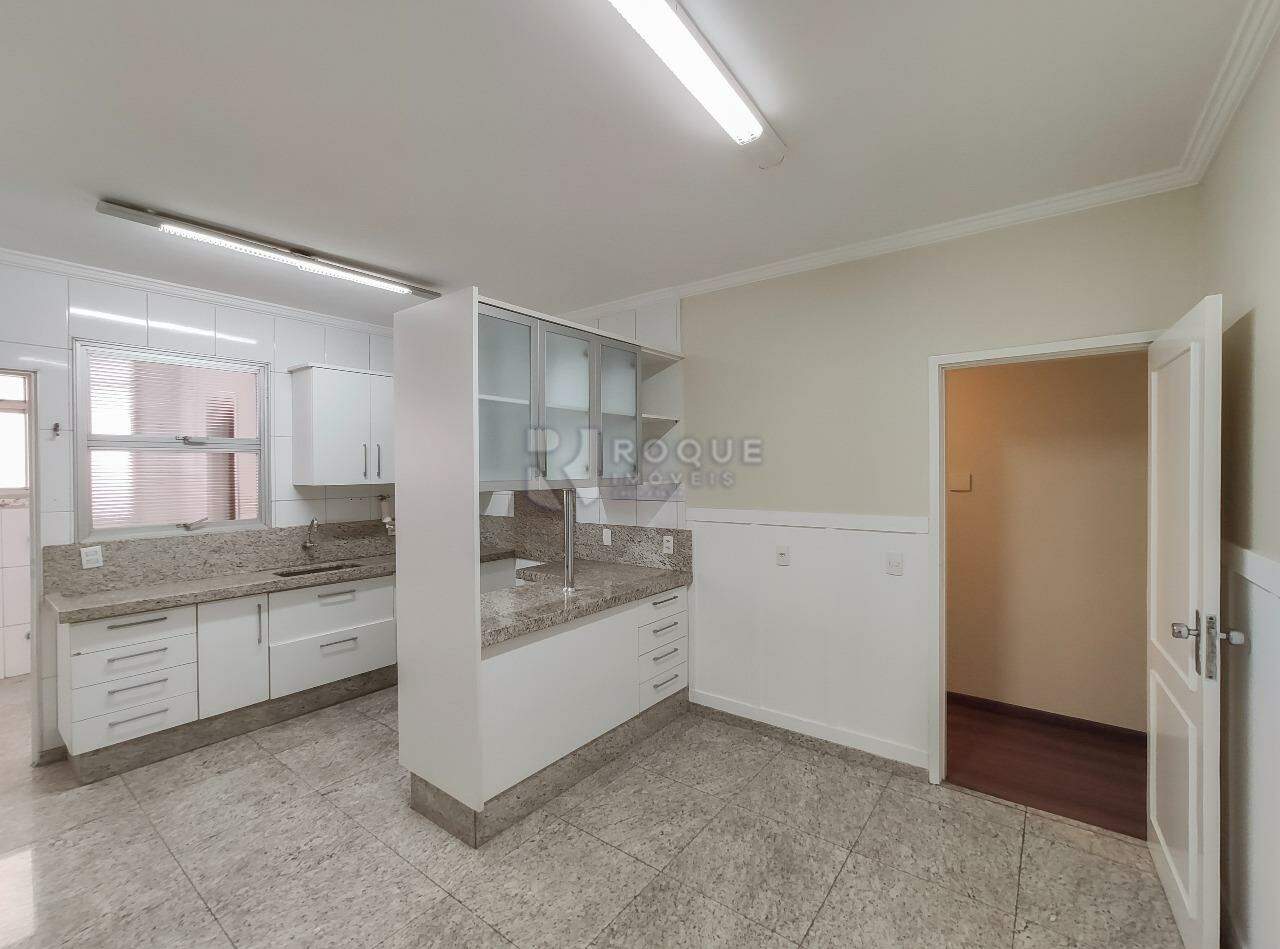 Apartamento para aluguel no bairro Centro: Cozinha 